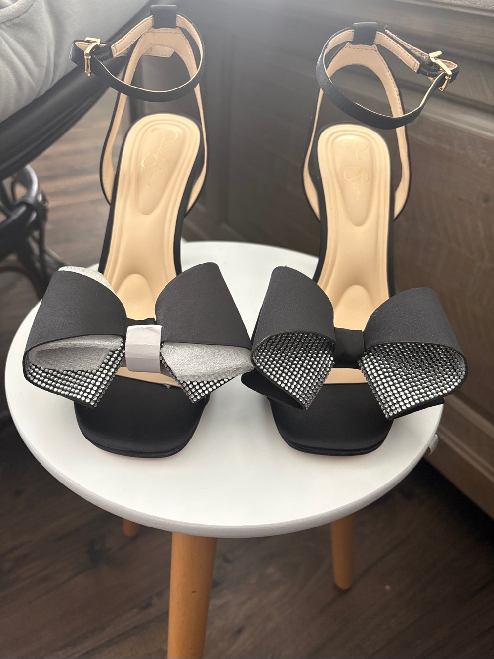 Jessica Simpson Black Rhinestone Bow Ankle-Strap Heels Size 8 ✨